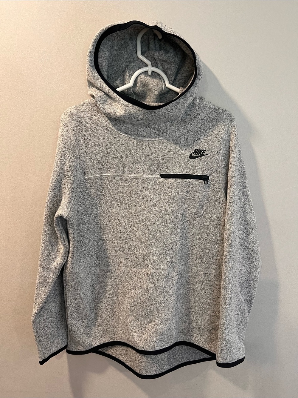 Nike Tech Fleece Heathered Gray Pullover Hoodie Women’s Sweatshirt Size Medium - Picture 2 of 5